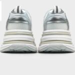 נעליים נוחות לכל צעד בארץ ובפסיעה