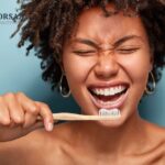 Bleaching Frankfurt: Strahlendes Lächeln bei Zahnarztpraxis Ajorsaz